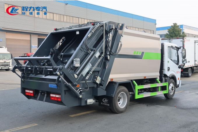 (8方)东风多利卡D6新款压缩垃圾车
