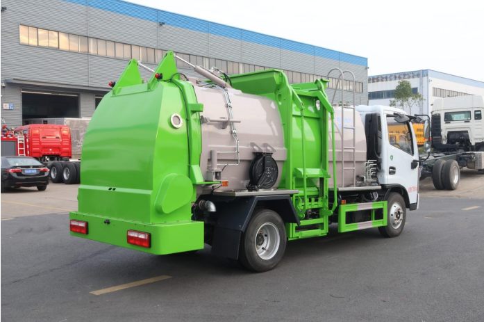 东风多利卡餐厨垃圾车